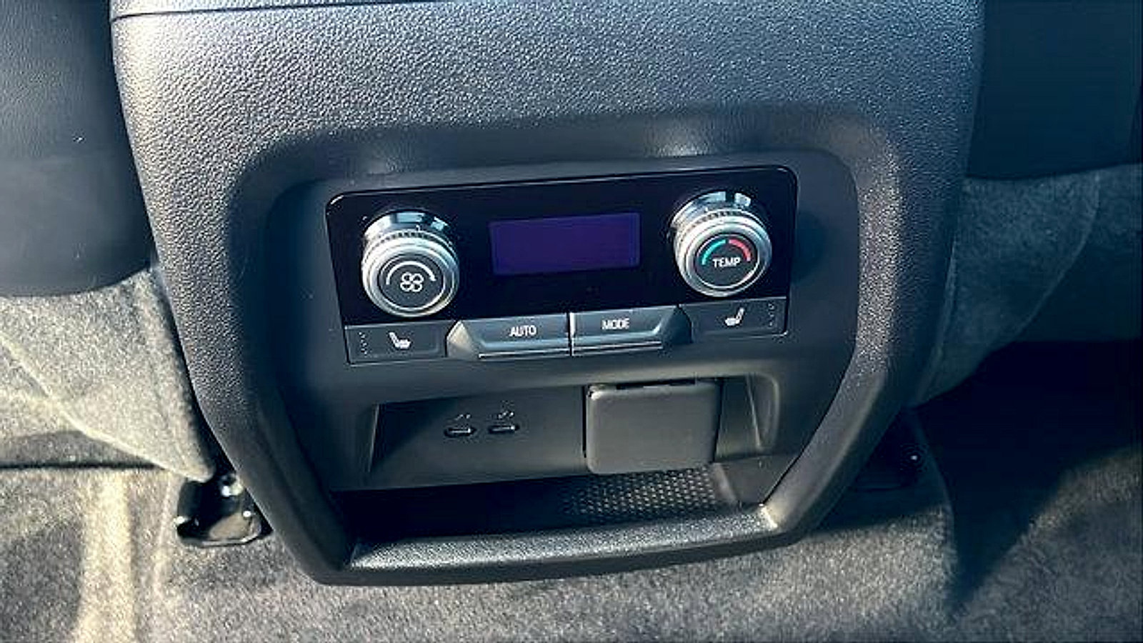 Certified 2024 GMC Acadia Denali w/ Super Cruise Package image 16