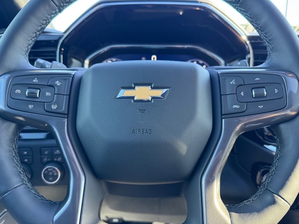 New 2026 Chevrolet Silverado 1500 High Country AWD/4WD image 16