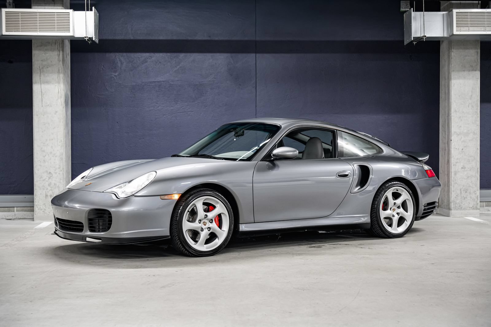 Used 2001 Porsche 911 Turbo AWD/4WD image 6