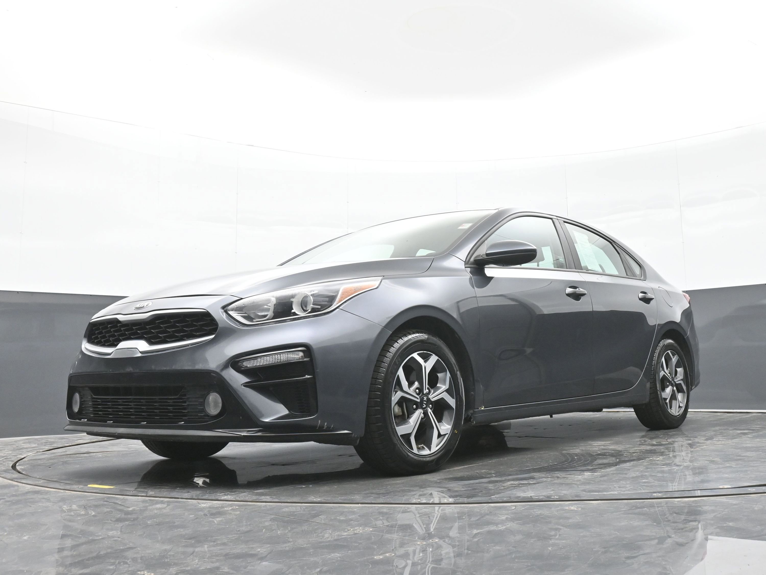 Used 2020 Kia Forte LXS FWD image 43