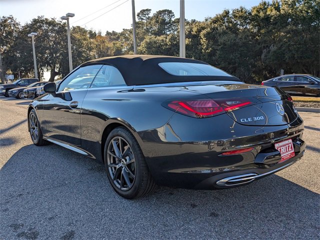 Used 2025 Mercedes-Benz CLE 300 4MATIC Cabriolet image 7
