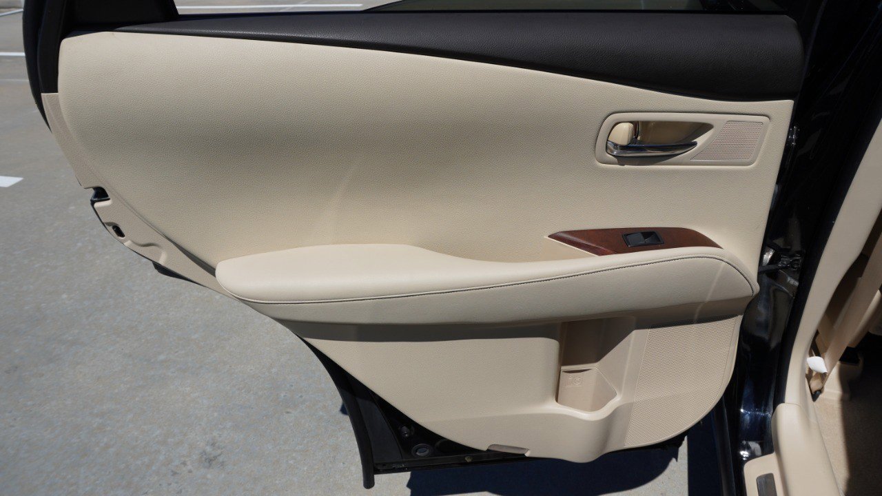 Used 2013 Lexus RX 350 FWD w/ Navigation Pkg image 30