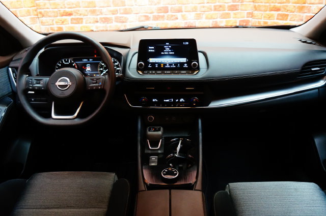 Certified 2023 Nissan Rogue SV AWD/4WD image 10