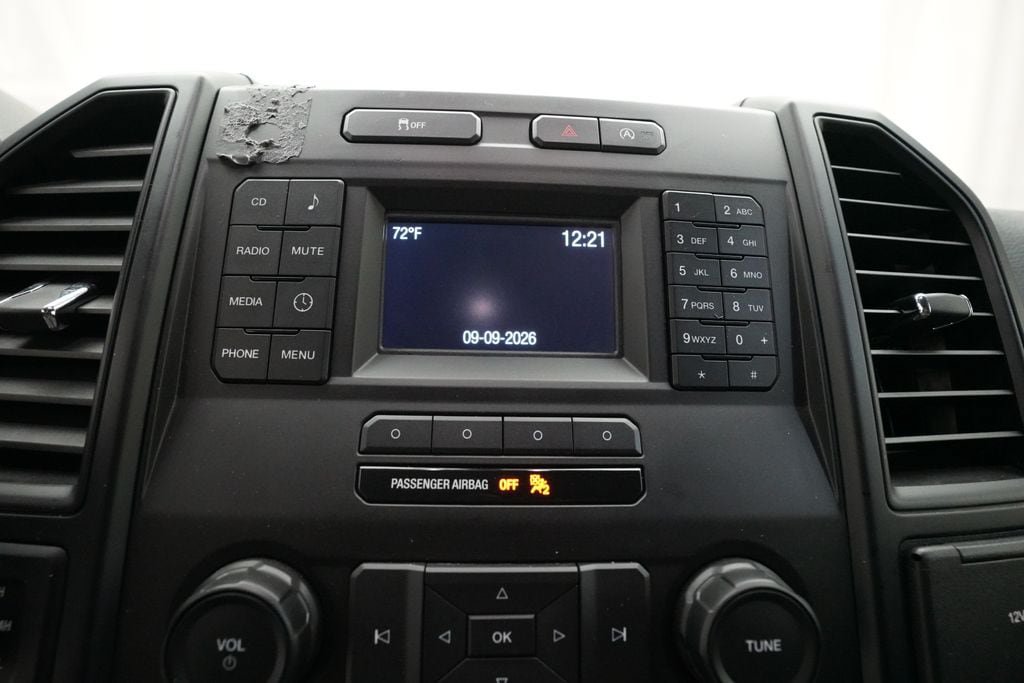 Used 2016 Ford F150 XL w/ Equipment Group 101A Mid AWD/4WD image 6
