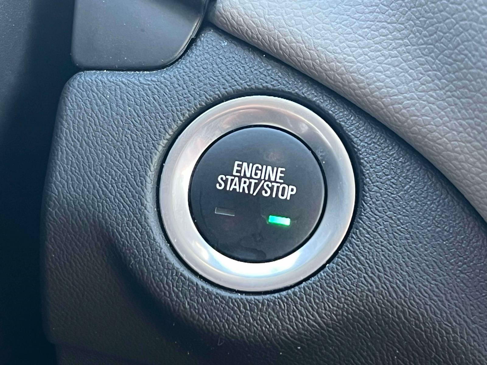 Used 2024 Chevrolet Equinox LS w/ LS Convenience Package FWD image 17