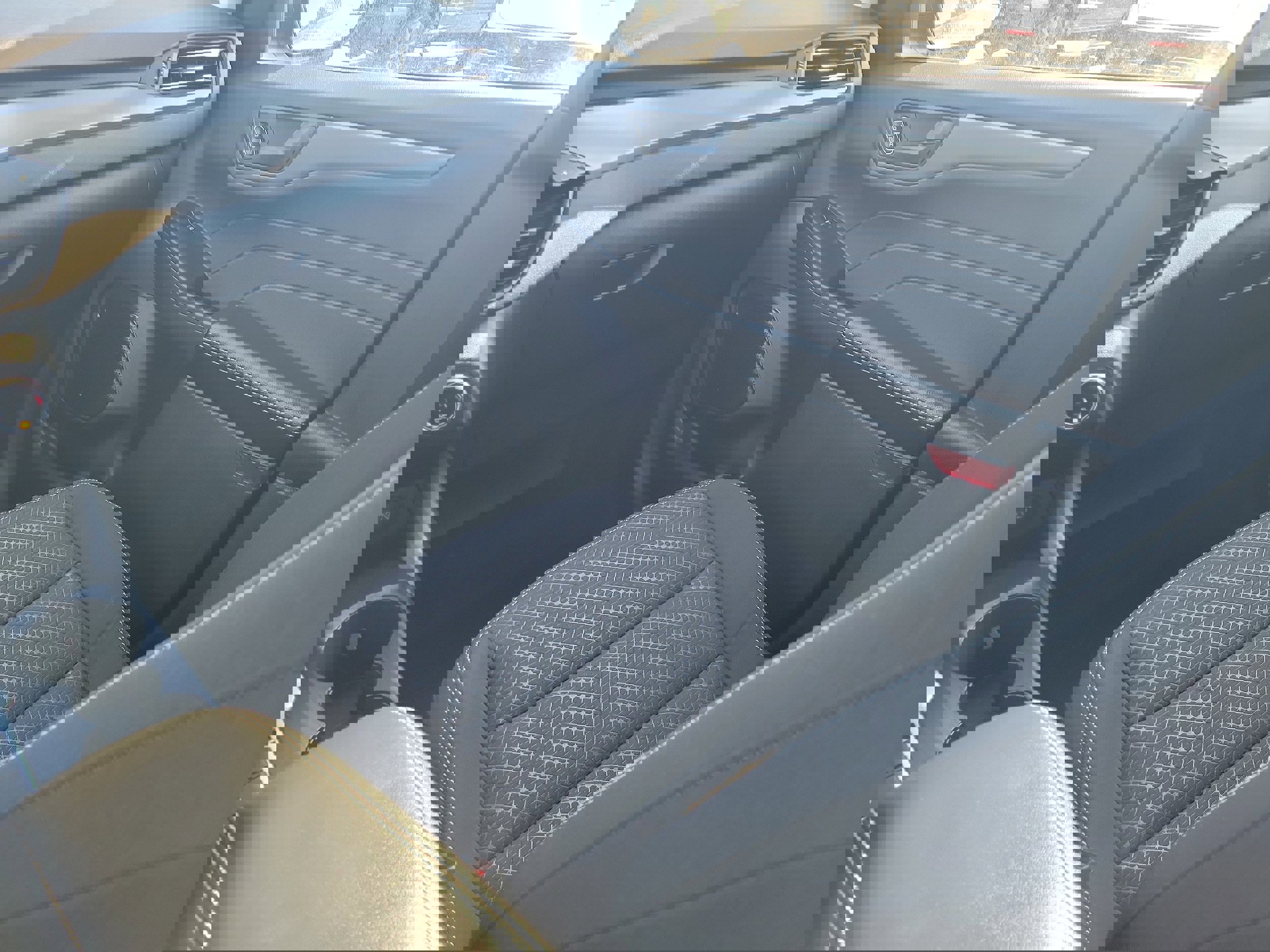 Used 2023 Ford Escape Active w/ Cold Weather Package image 14