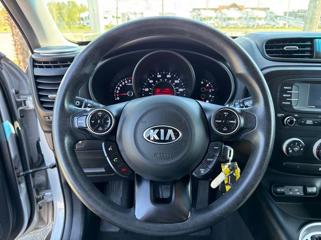 Used 2016 Kia Soul + FWD image 24