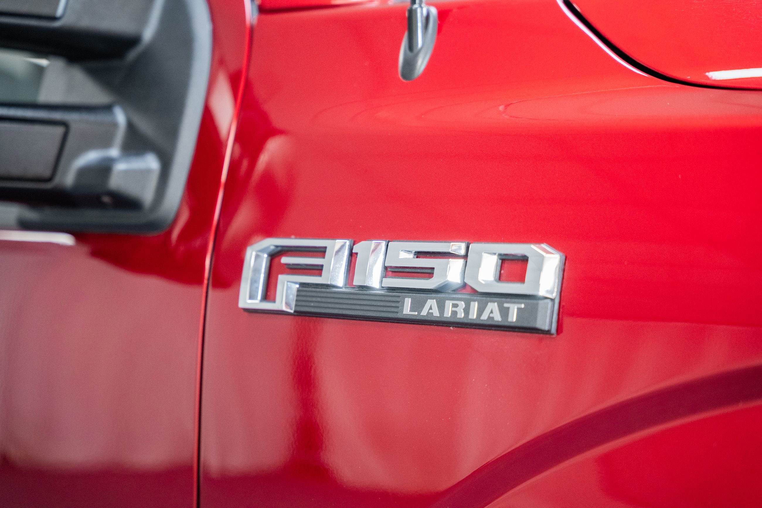 Certified 2019 Ford F150 Lariat w/ Equipment Group 502A Luxury image 10