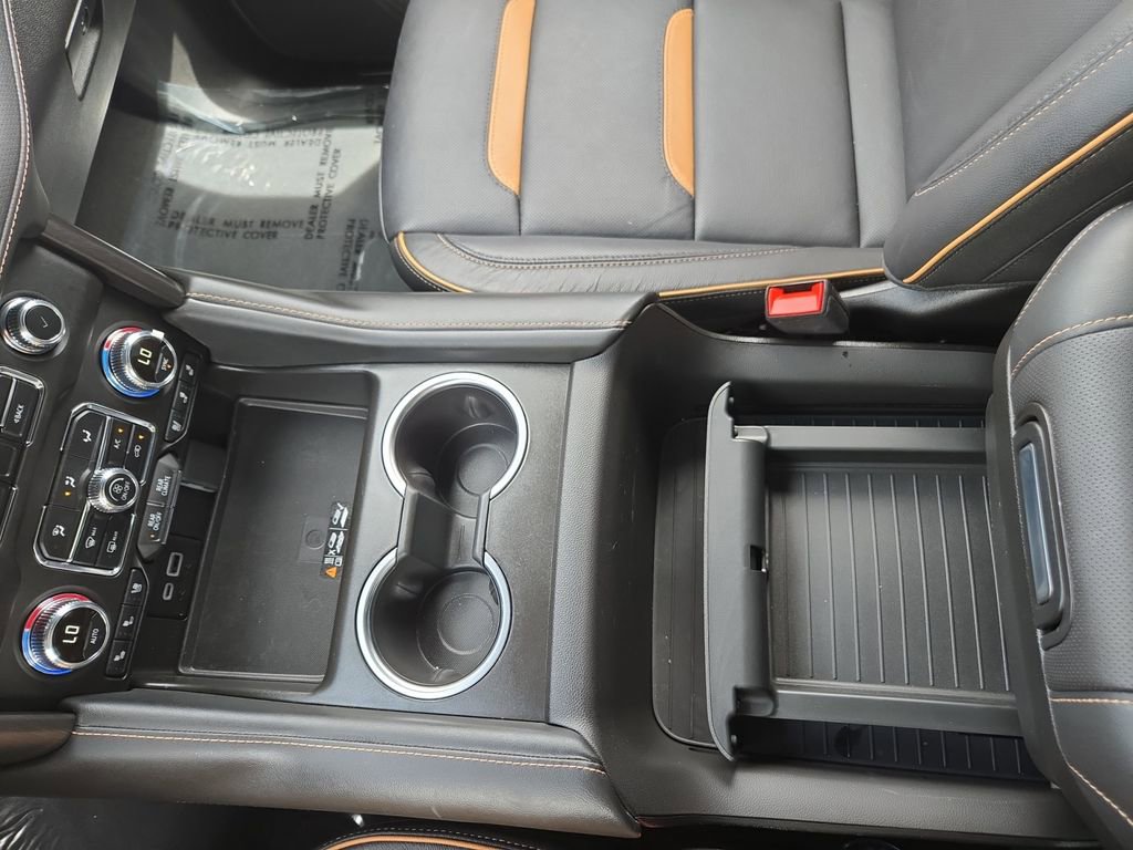 Used 2024 GMC Yukon AT4 w/ AT4 Premium Package image 33