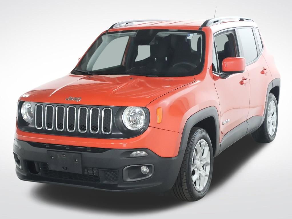 Used 2018 Jeep Renegade Latitude FWD image 3