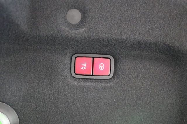 Used 2023 Mercedes-Benz SL 55 AMG 4MATIC image 39