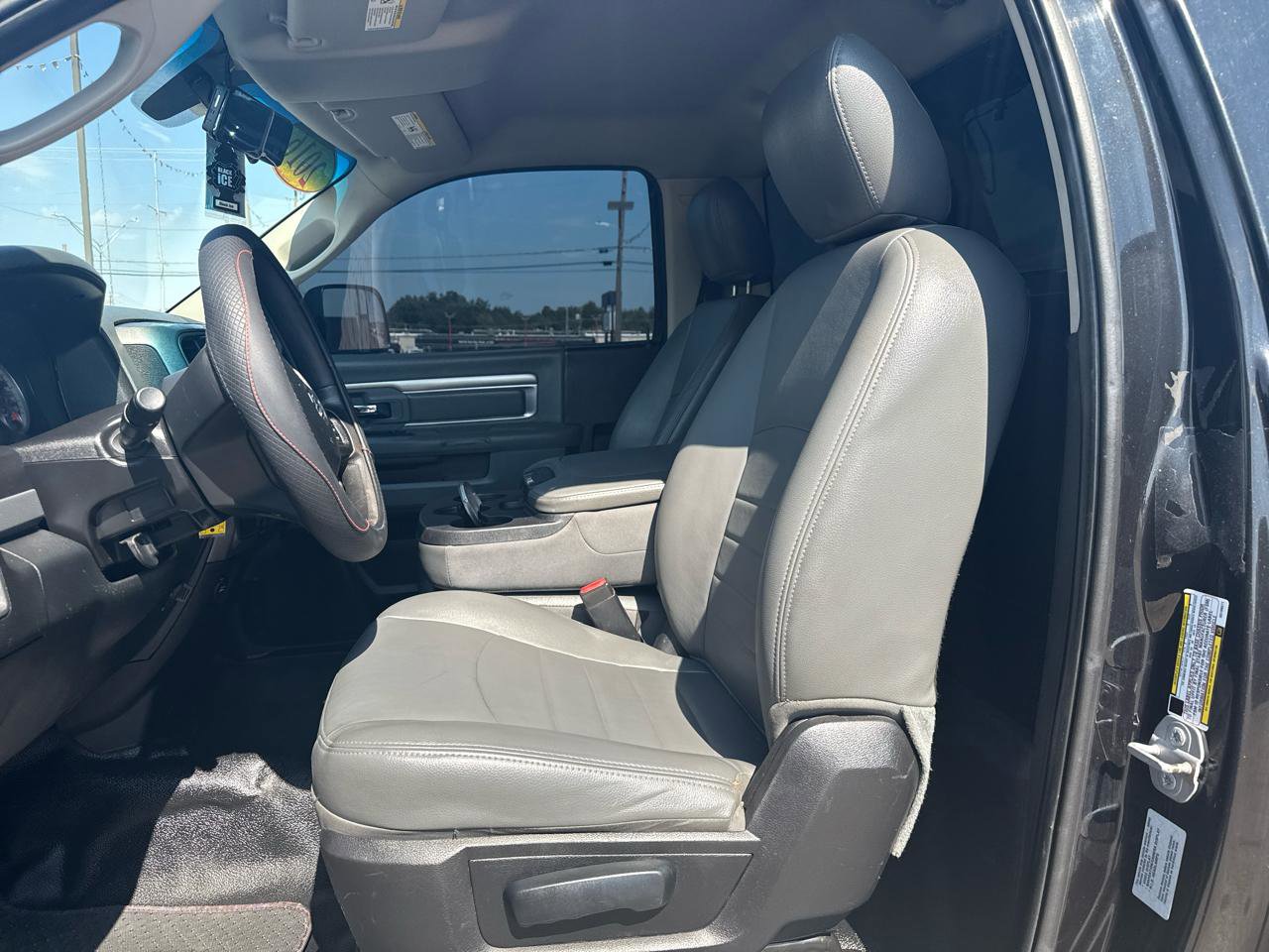 Used 2016 RAM 4500 Tradesman w/ Power & Remote Entry Group RWD image 9