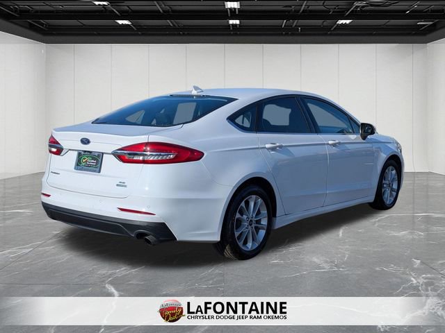Used 2020 Ford Fusion SE image 5