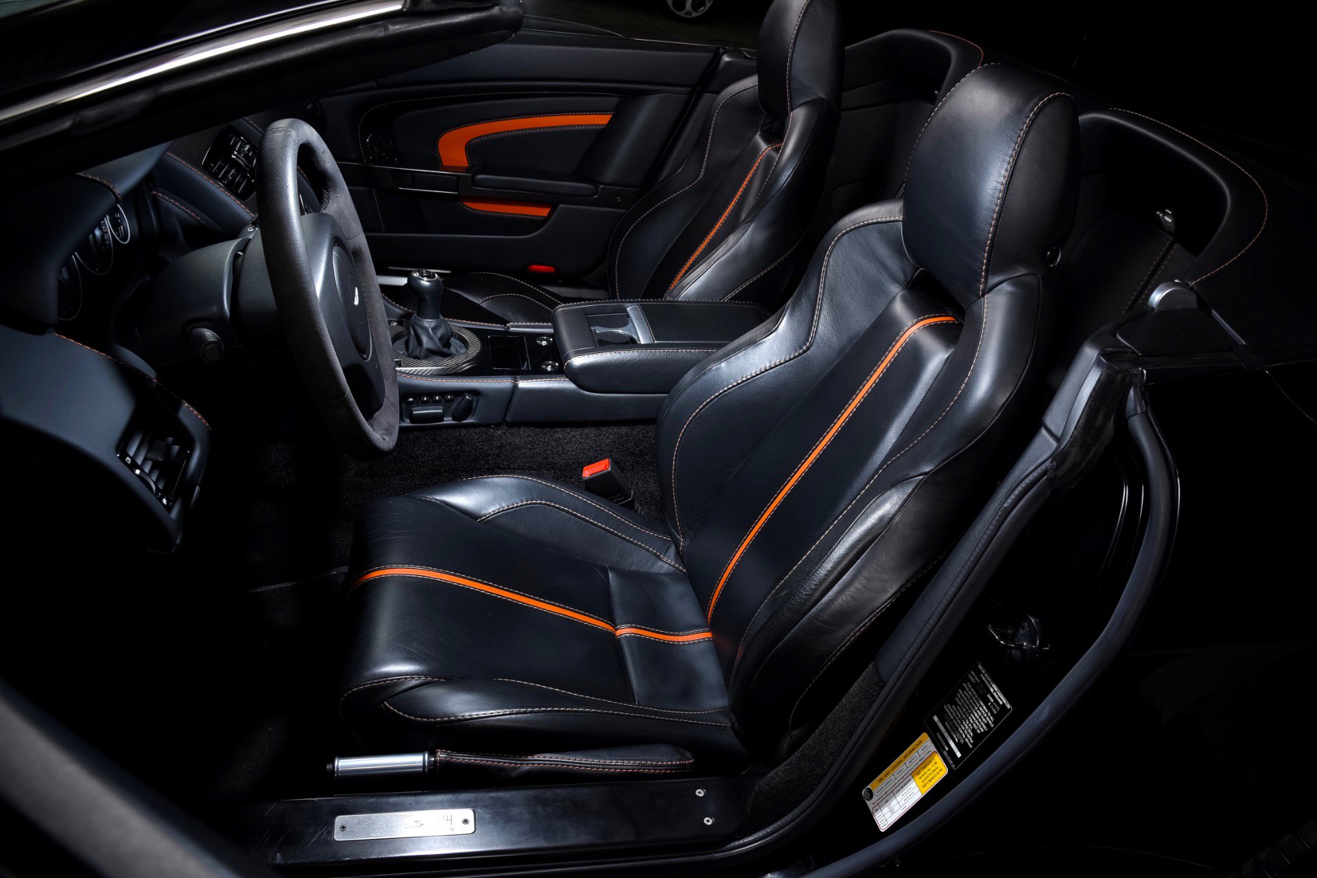 Used 2017 Aston Martin V12 Vantage S image 5