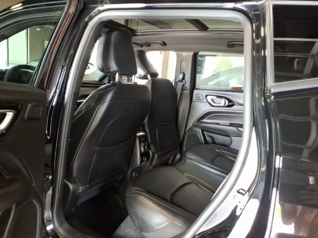 Certified 2024 Jeep Compass Limited w/ High Altitude Package AWD/4WD image 18