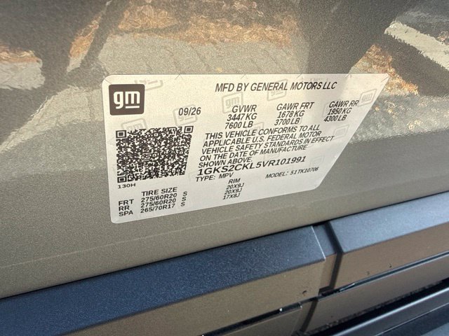 New 2027 GMC Yukon AT4 w/ AT4 Premium Plus Package AWD/4WD image 8