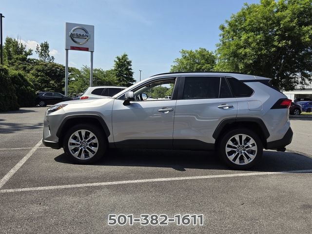 Used 2025 Toyota RAV4 XLE Premium FWD image 2