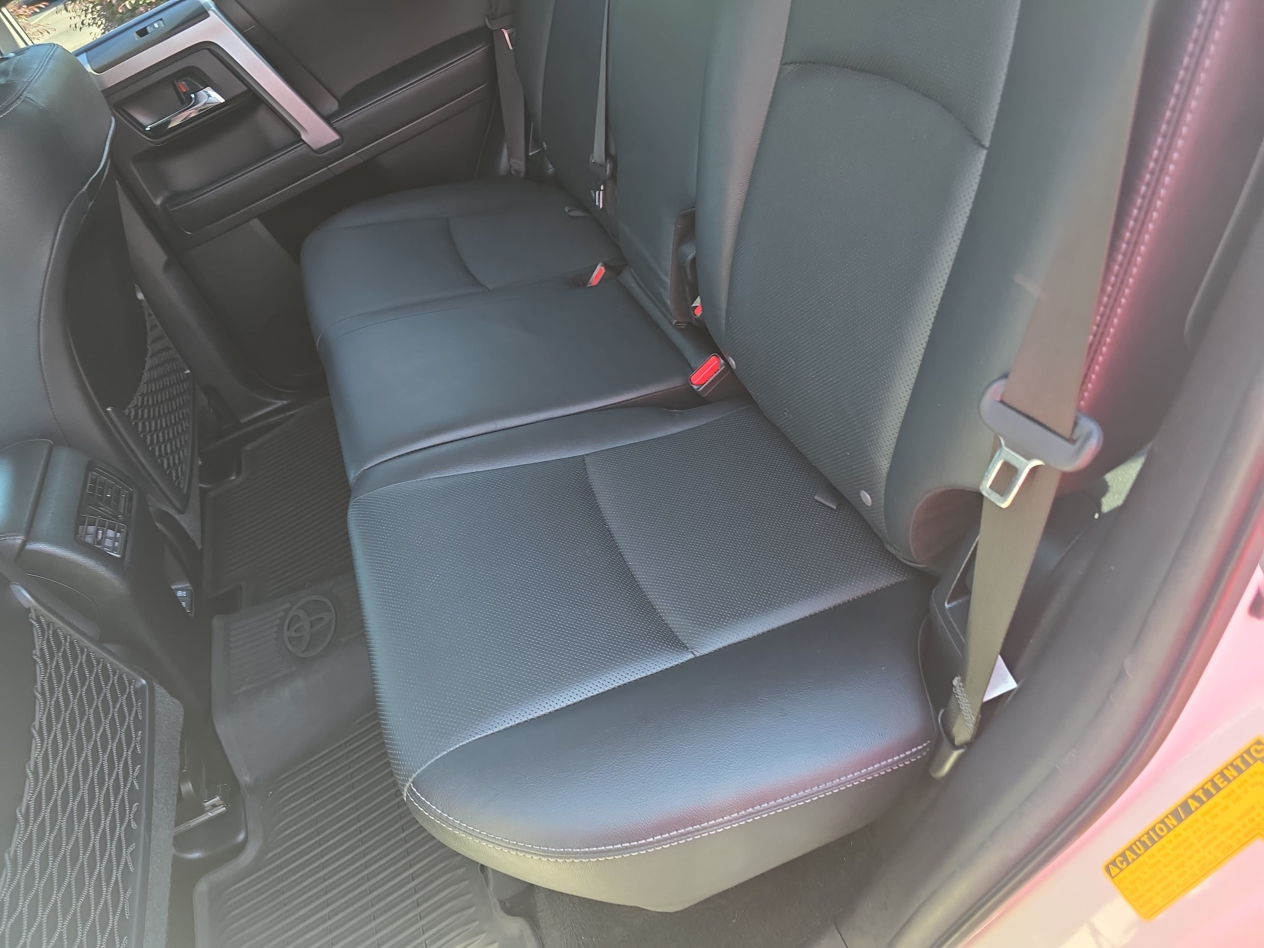 Used 2022 Toyota 4Runner Limited AWD/4WD image 13