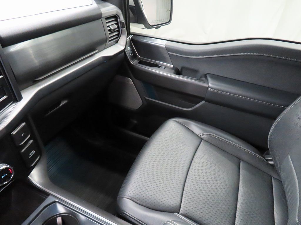 Used 2024 Ford F150 Lariat image 29