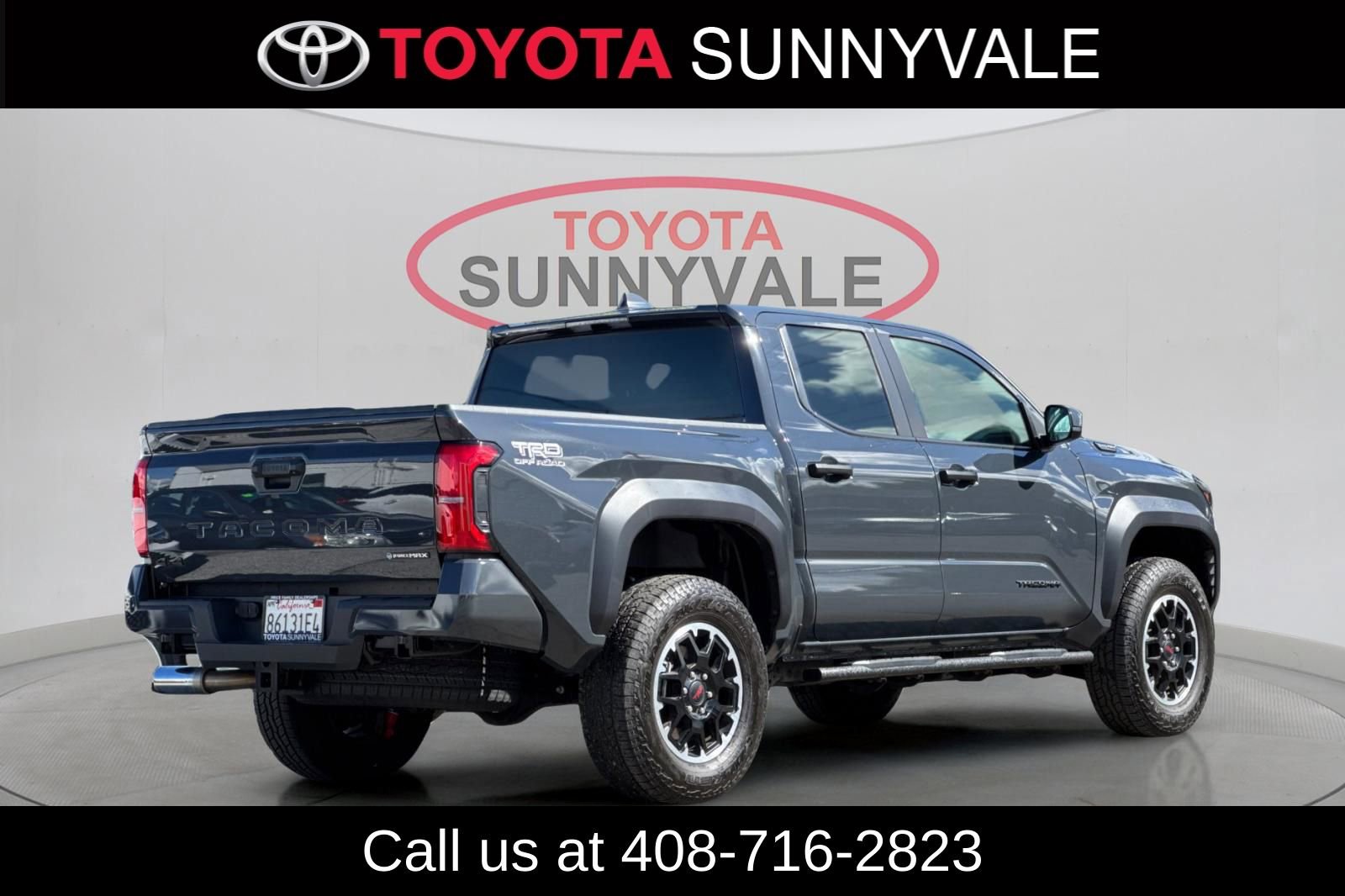 Used 2025 Toyota Tacoma TRD Off-Road image 3