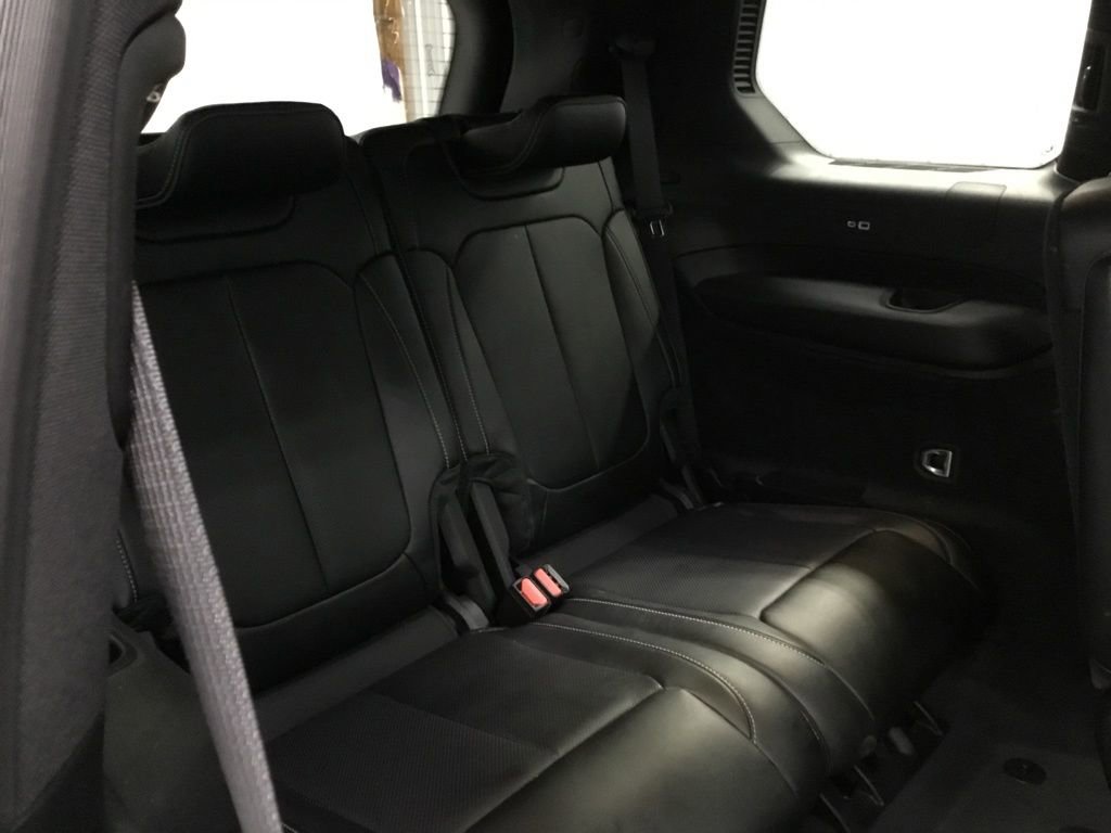 Used 2023 Jeep Grand Cherokee L Overland AWD/4WD image 23
