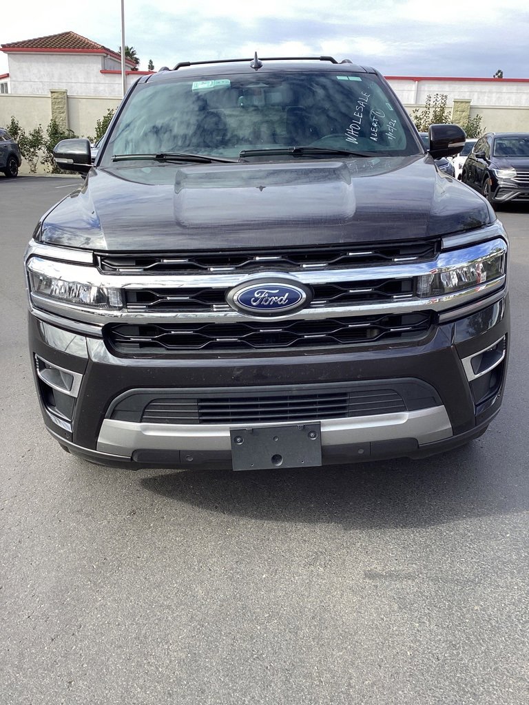 Used 2024 Ford Expedition Limited image 5
