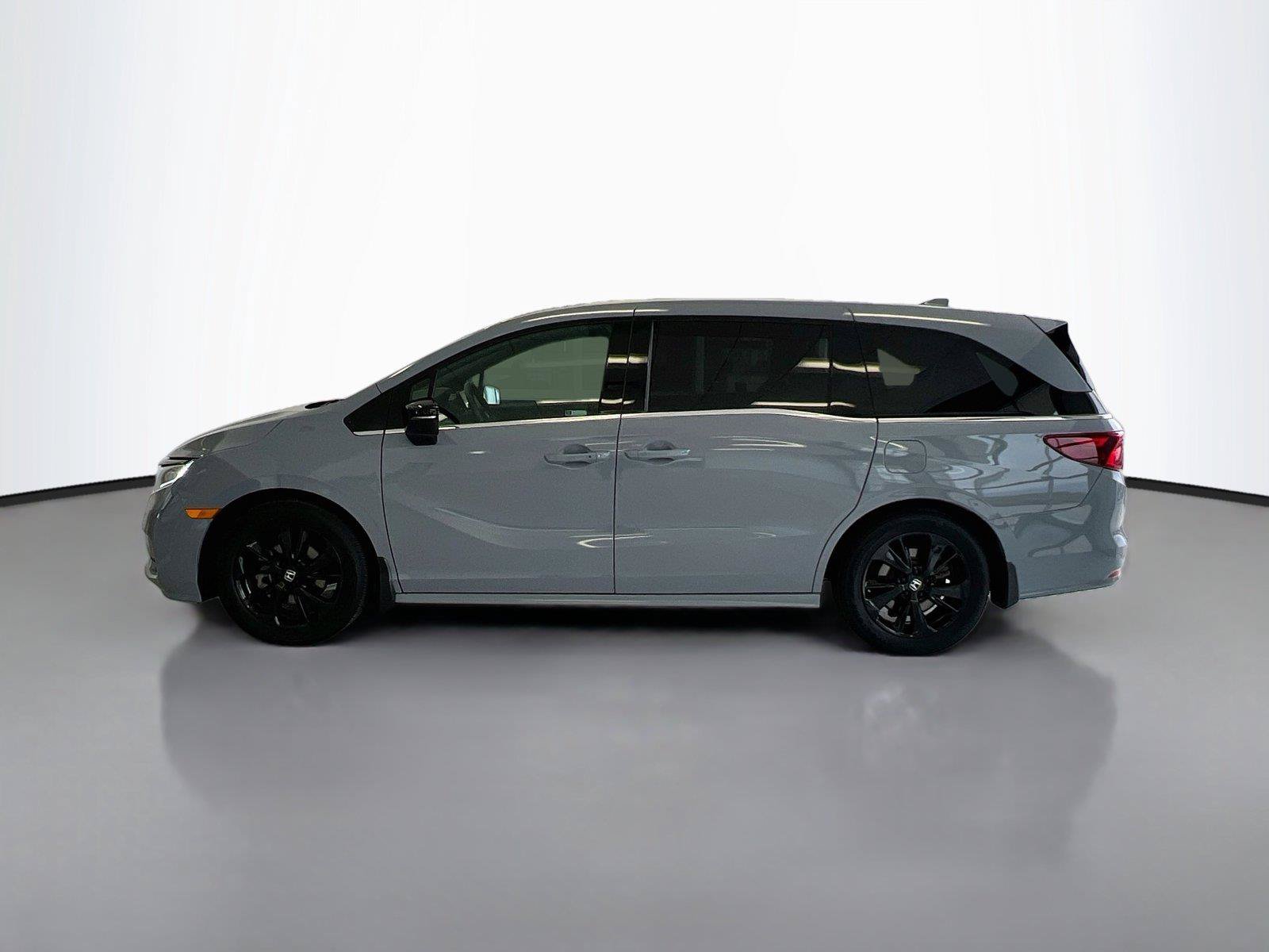 Used 2023 Honda Odyssey Sport image 8