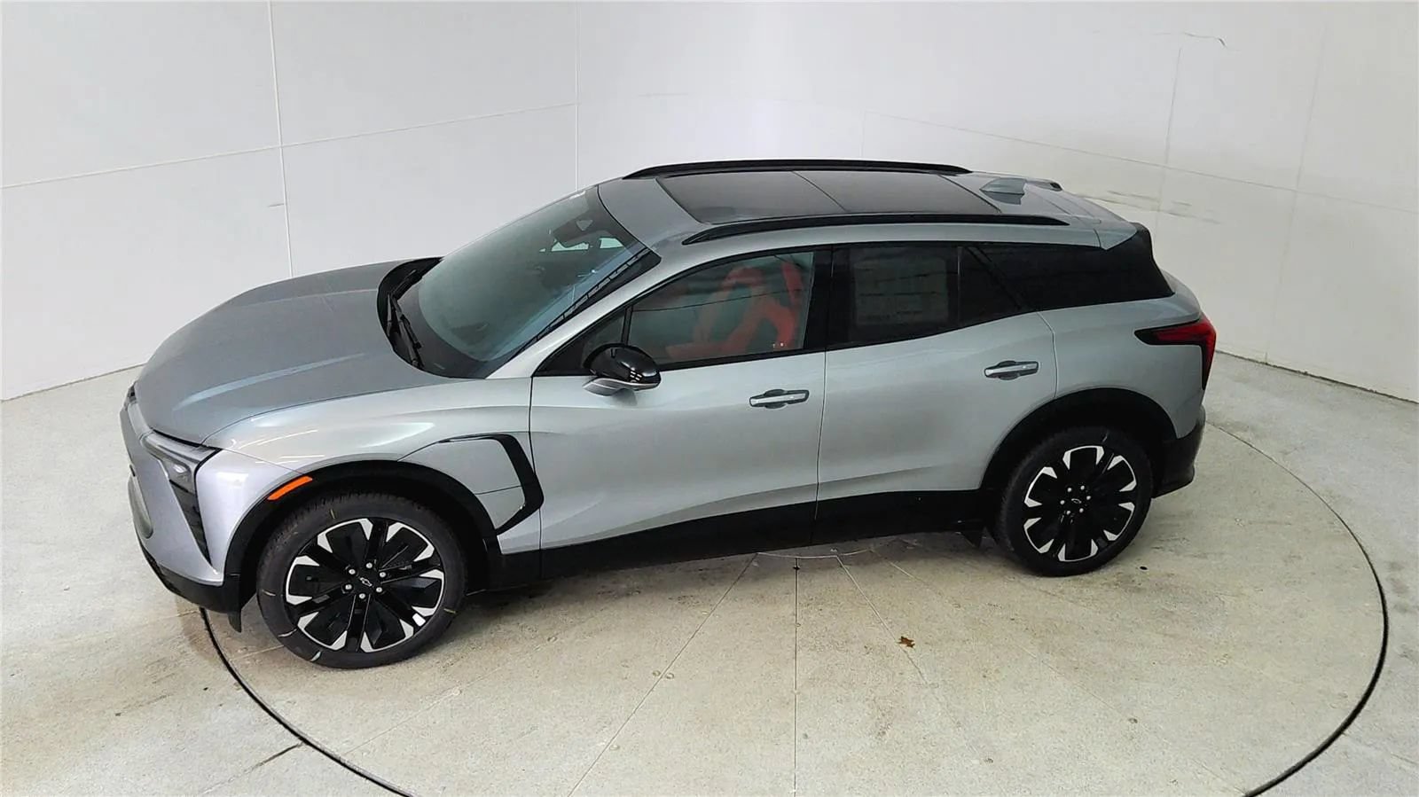 New 2025 Chevrolet Blazer EV RS RWD image 16