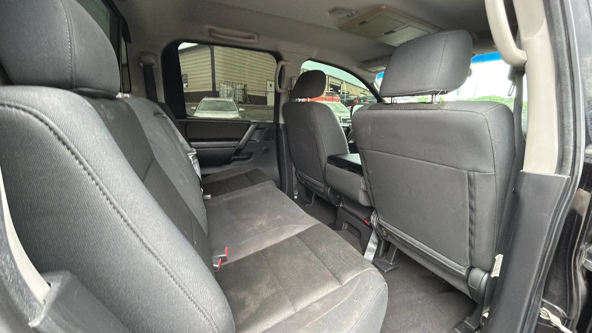 Used 2008 Nissan Titan LE AWD/4WD image 17