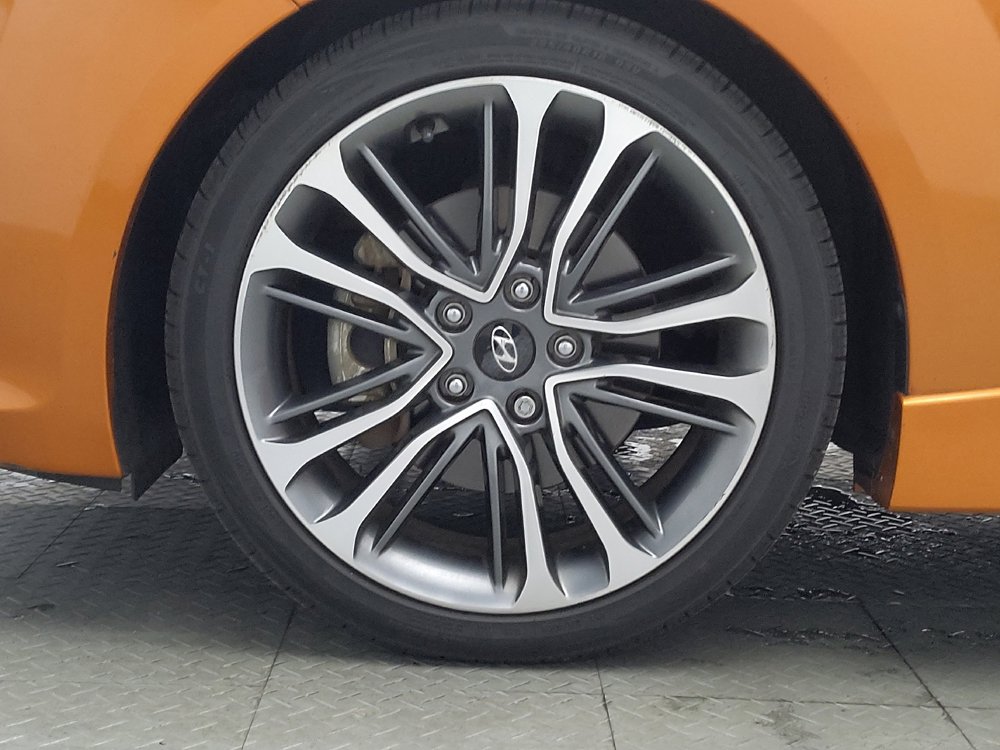 Used 2016 Hyundai Veloster Turbo FWD image 31