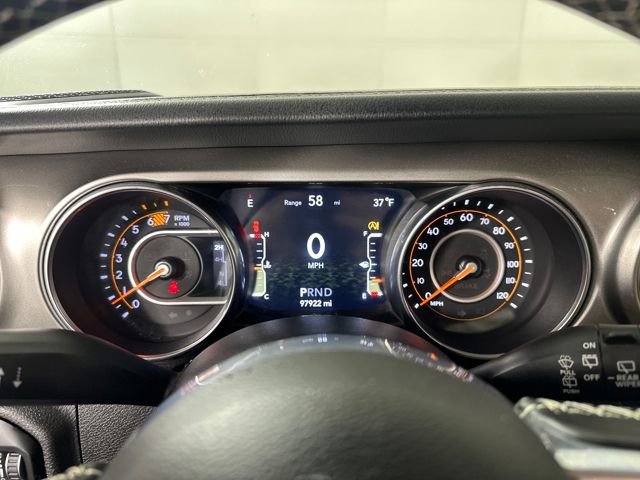 Used 2020 Jeep Wrangler Unlimited Sahara image 17