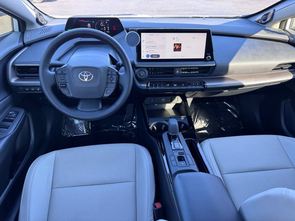 Used 2024 Toyota Prius Limited FWD image 6