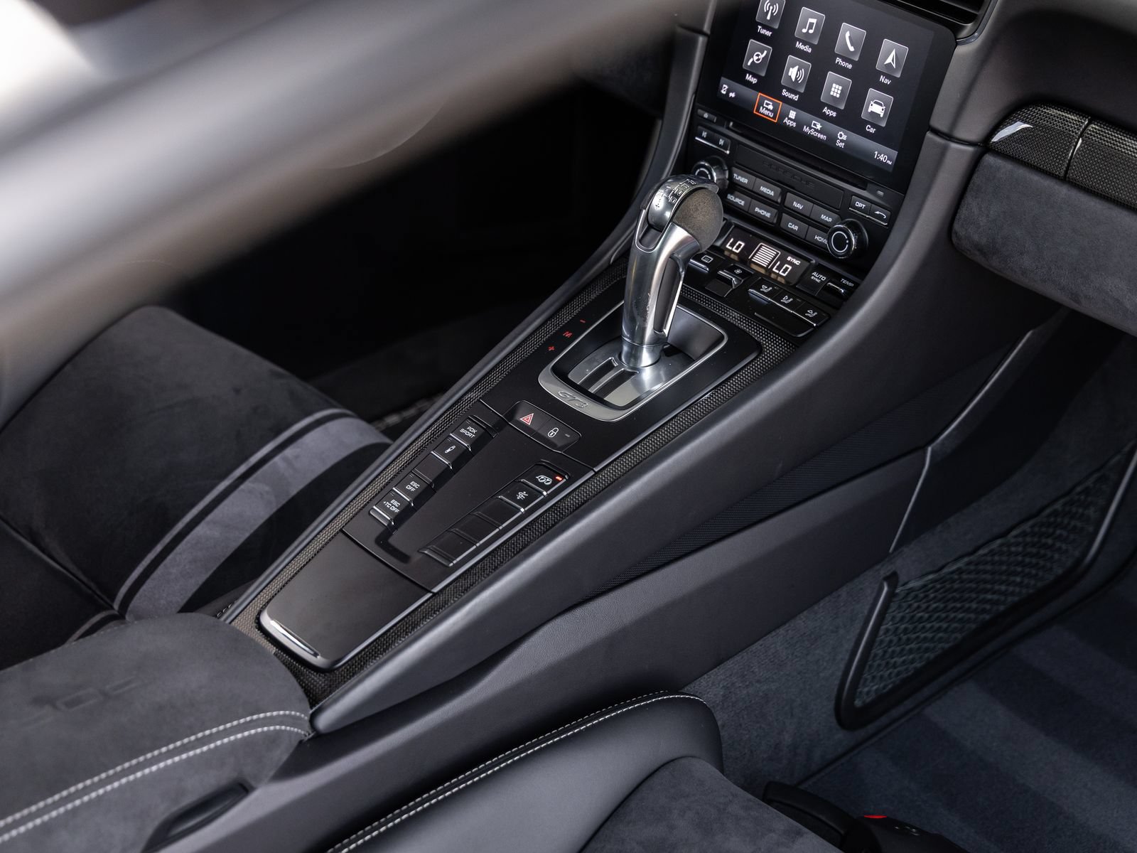 Certified 2018 Porsche 911 GT3 RWD image 42