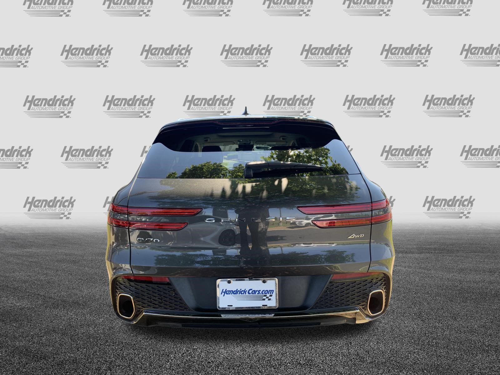 Used 2025 Genesis GV70 2.5T w/ Advanced Package AWD/4WD image 9