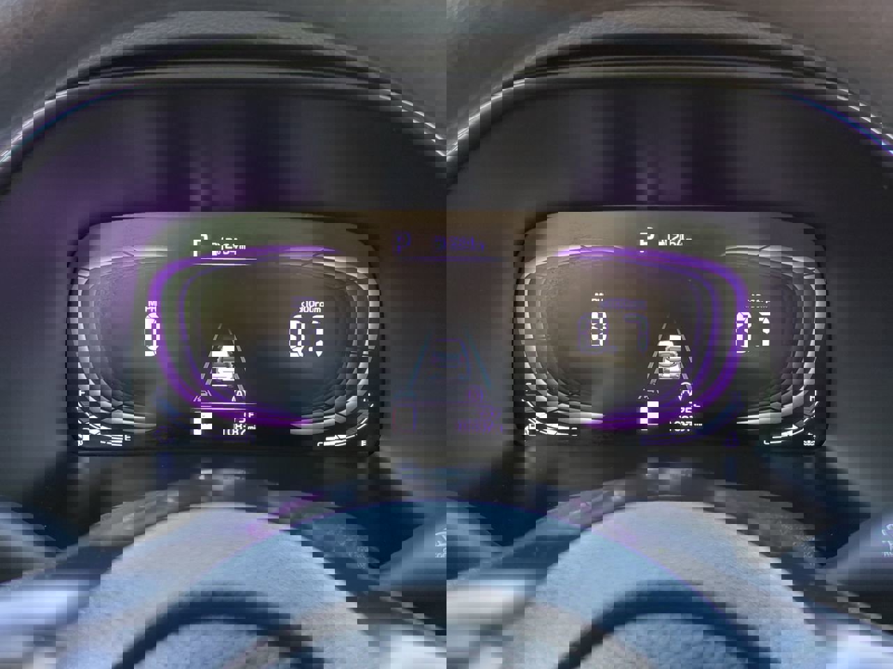 Certified 2025 Kia Soul LX image 25