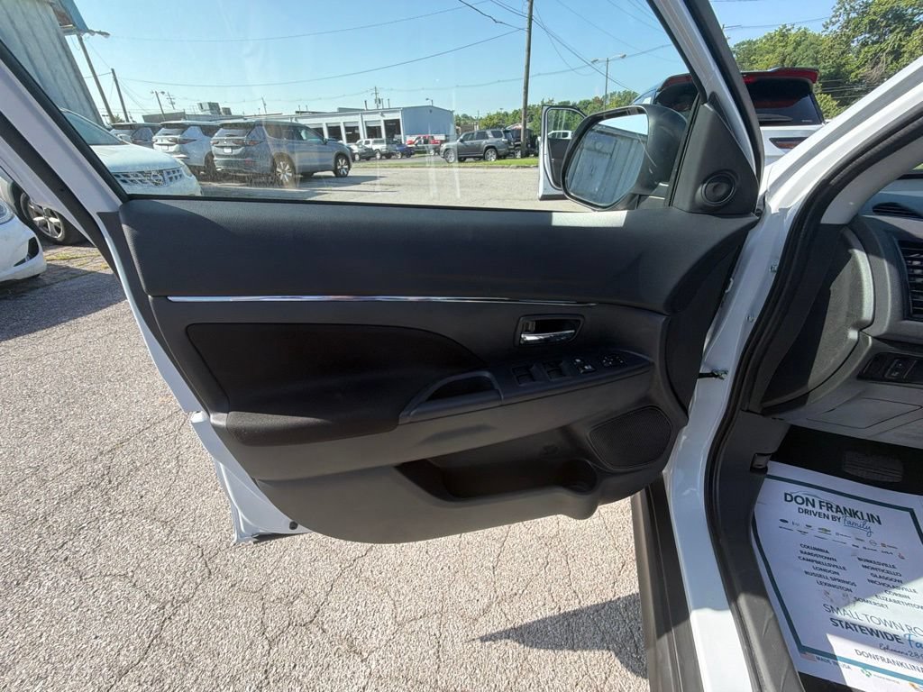 New 2026 Mitsubishi Outlander Sport LE AWD/4WD image 9