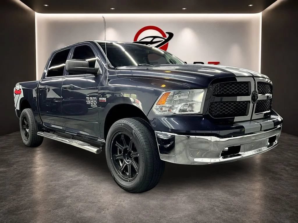 Used 2020 RAM 1500 Express w/ Express Value Package AWD/4WD image 1