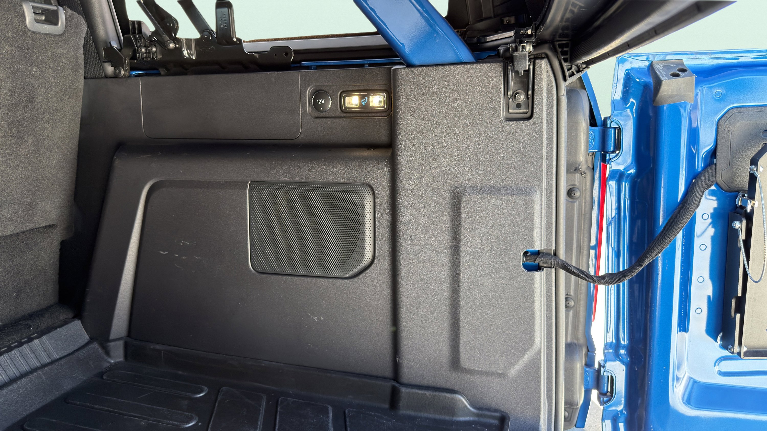 Used 2022 Ford Bronco Wildtrak image 39