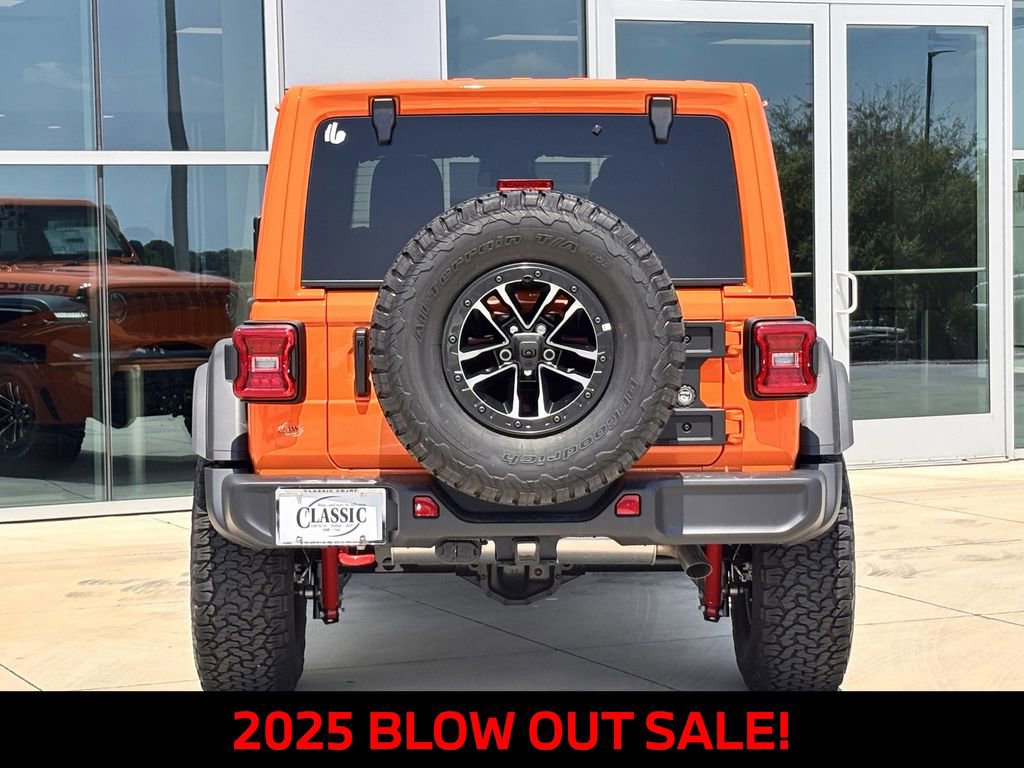 New 2025 Jeep Wrangler Unlimited Rubicon w/ XTREMEE 35" Tire Package image 5