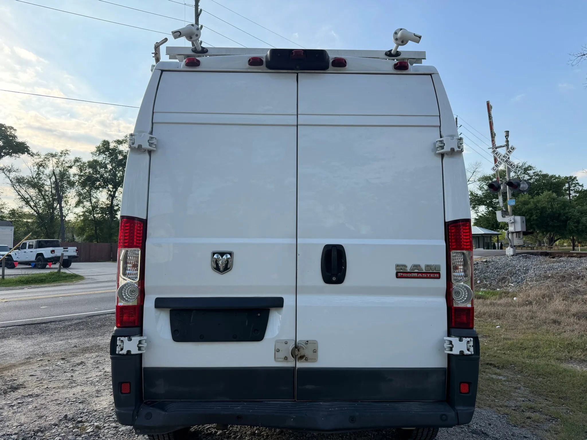 Used 2016 RAM ProMaster 2500 w/ Interior Convenience Group FWD image 6