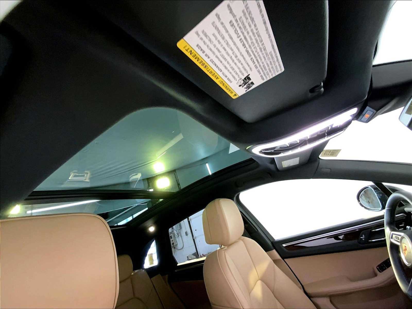 Certified 2023 Porsche Macan image 20