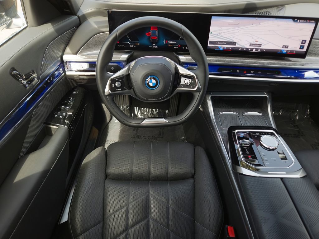 Used 2024 BMW i7 eDrive50 image 19