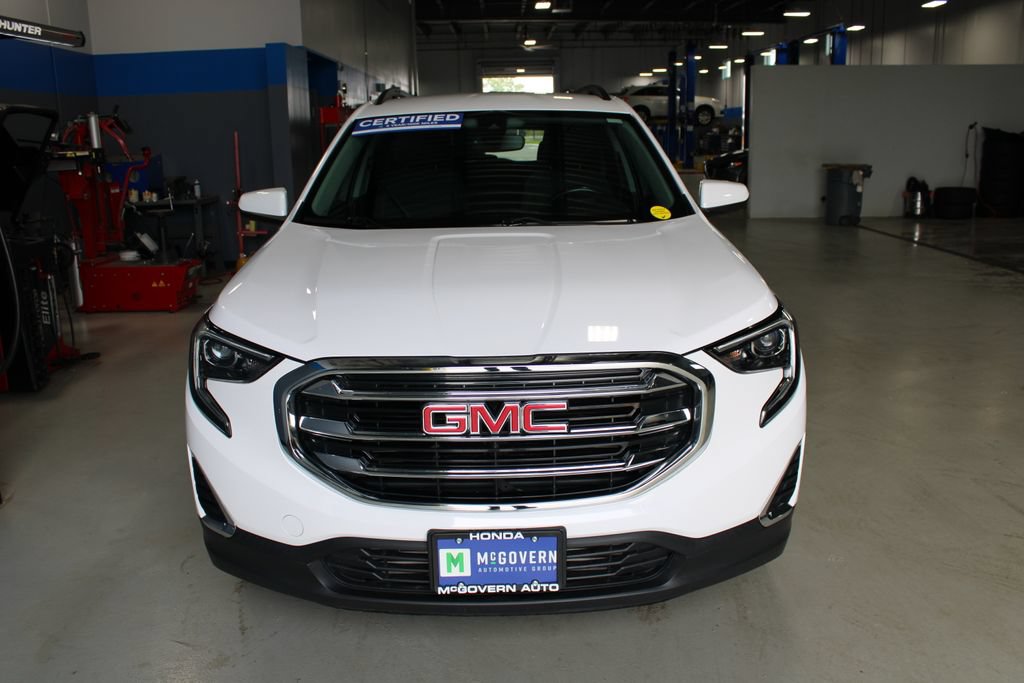 Used 2020 GMC Terrain SLE w/ Driver Convenience Package AWD/4WD image 2