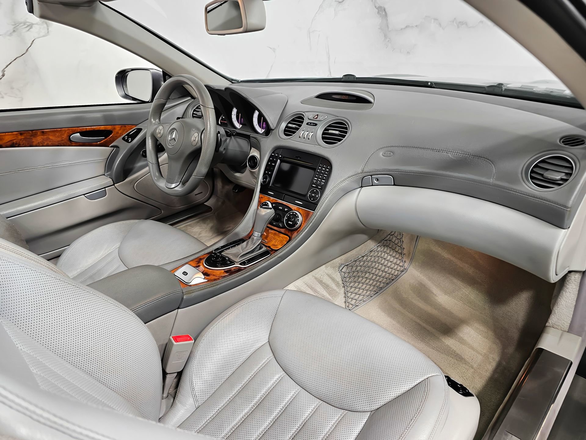 Used 2012 Mercedes-Benz SL 550 image 27