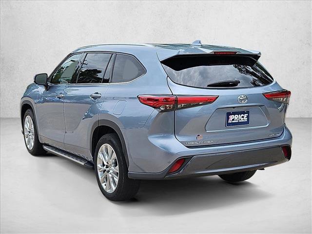 Used 2022 Toyota Highlander Limited FWD image 8