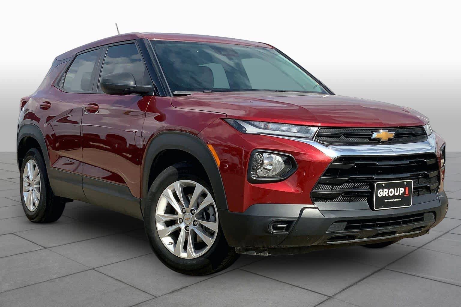 Used 2022 Chevrolet TrailBlazer LS FWD image 2