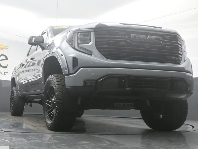 Used 2023 GMC Sierra 1500 AT4 w/ Technology Package image 3