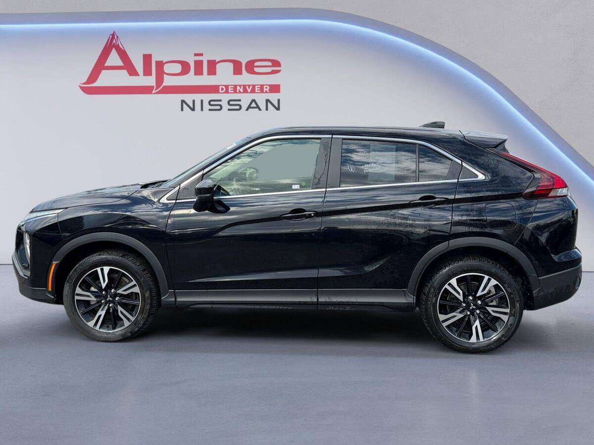Used 2025 Mitsubishi Eclipse Cross SEL AWD/4WD image 2