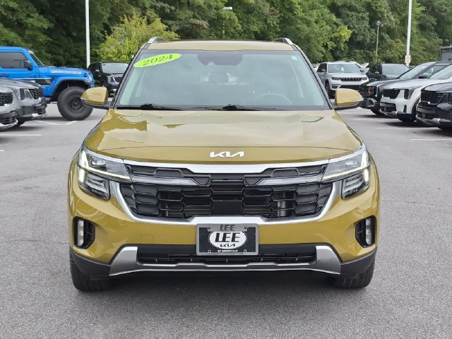 Used 2024 Kia Seltos SX w/ SX Sunroof Package AWD/4WD image 8
