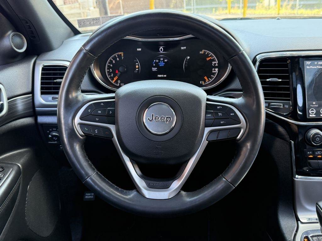 Used 2019 Jeep Grand Cherokee Altitude AWD/4WD image 25